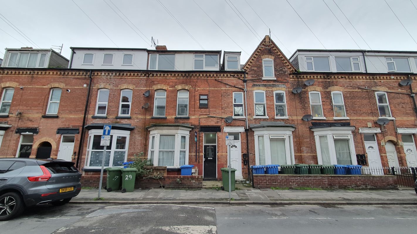 Property for Auction in Hull & East Yorkshire - 29 Clarence Road, Bridlington, East Yorkshire, YO15 2QX