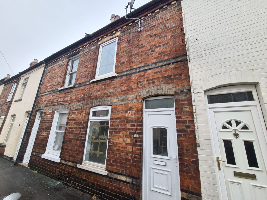 Property for Auction in Lincolnshire - 70 Cross Street, Lincoln, Lincolnshire, LN5 7UX