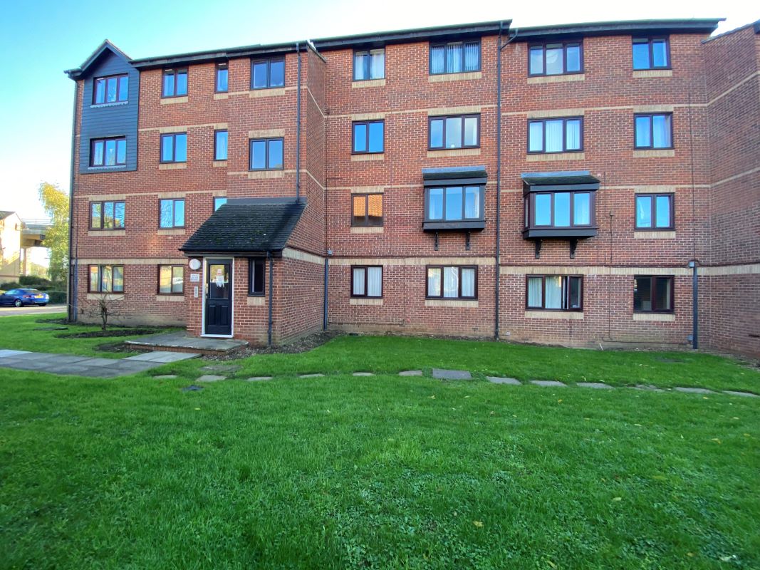 Waterville Drive, Vange, Basildon, Essex, SS16 4TY Online Auctions