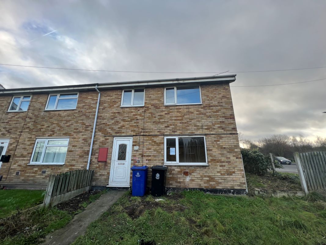 Property for Auction in South Yorkshire - 71 Lime Tree Walk Denaby Main, Doncaster, South Yorkshire, DN12 4TF