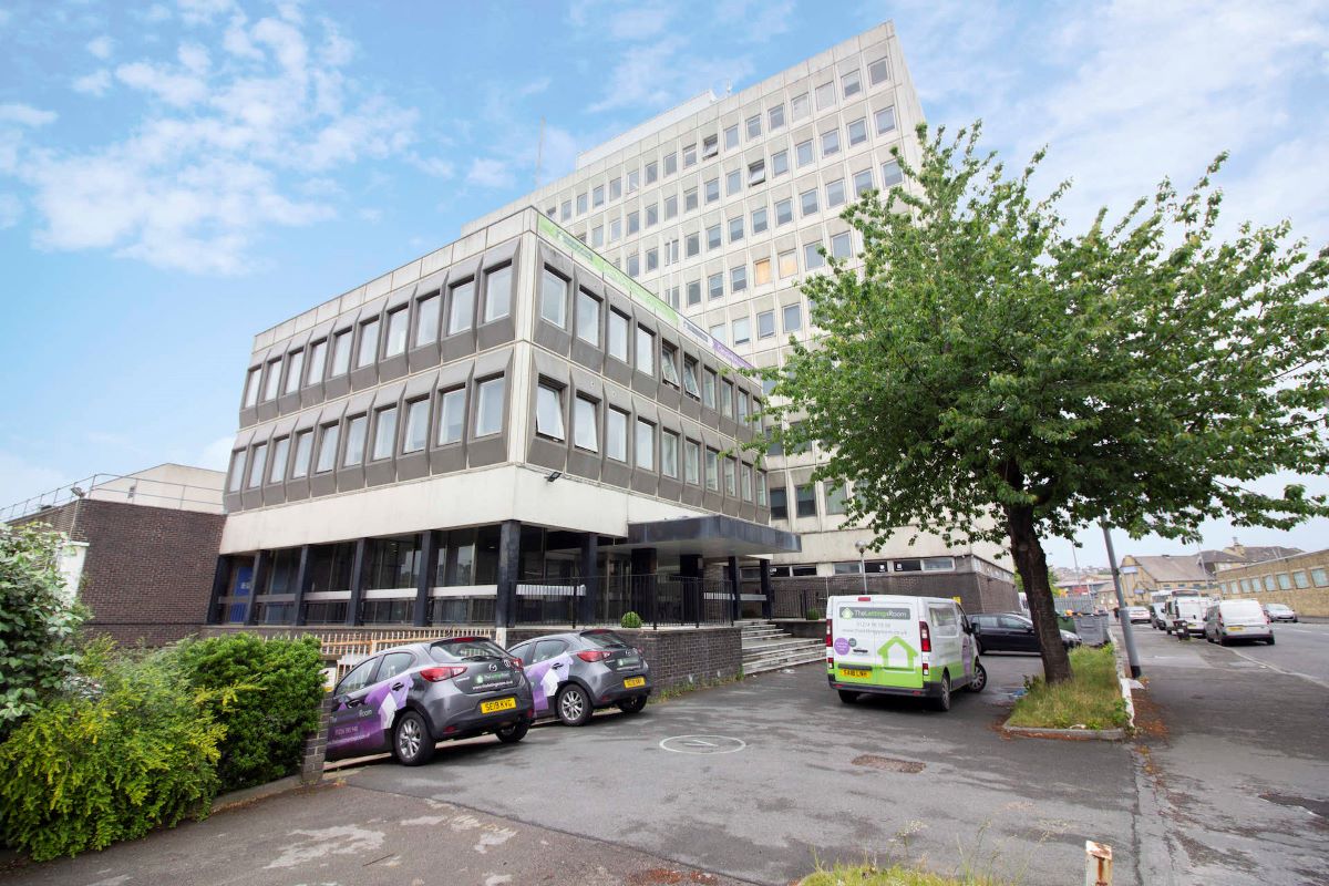 821 Colonnade House, 201 Sunbridge Road, Bradford, West Yorkshire