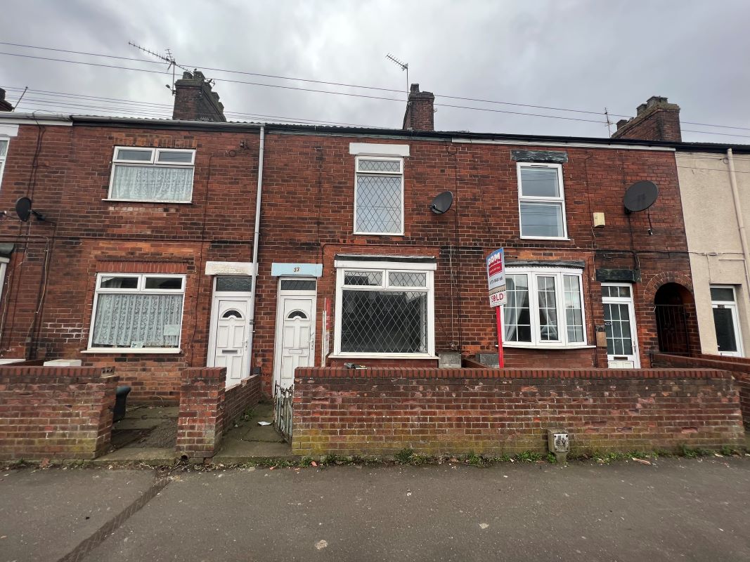 33 Cemetery Road, Scunthorpe, South Humberside