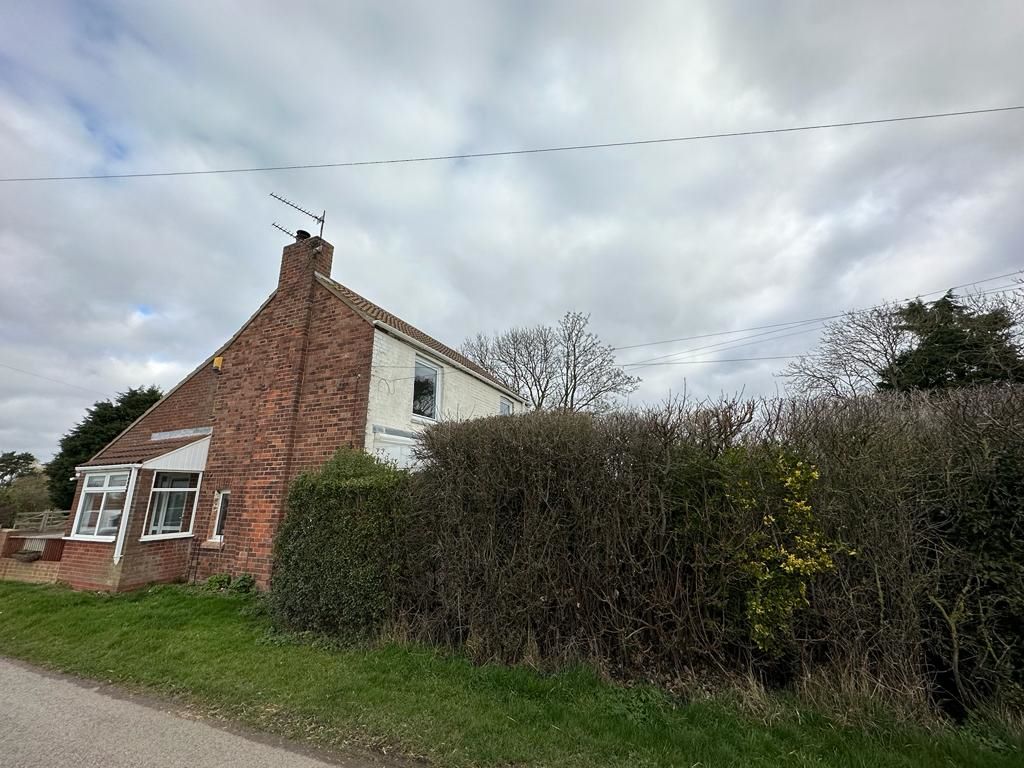 Property for Auction in Lincolnshire - Holly House, Skidbrooke, Louth, Lincolnshire, LN11 7DQ