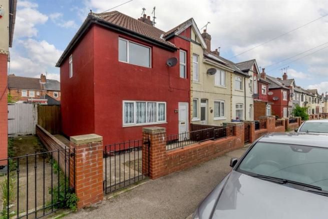 Property for Auction in South Yorkshire - 44 Princes Crescent Edlington, Doncaster, South Yorkshire, DN12 1BB