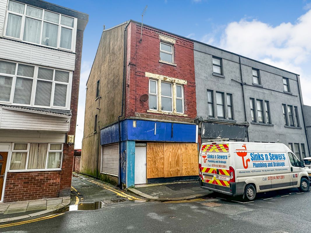 Property for Auction in Lincolnshire - 61-61A Bolton Street, Blackpool, Lancashire, FY1 6AA