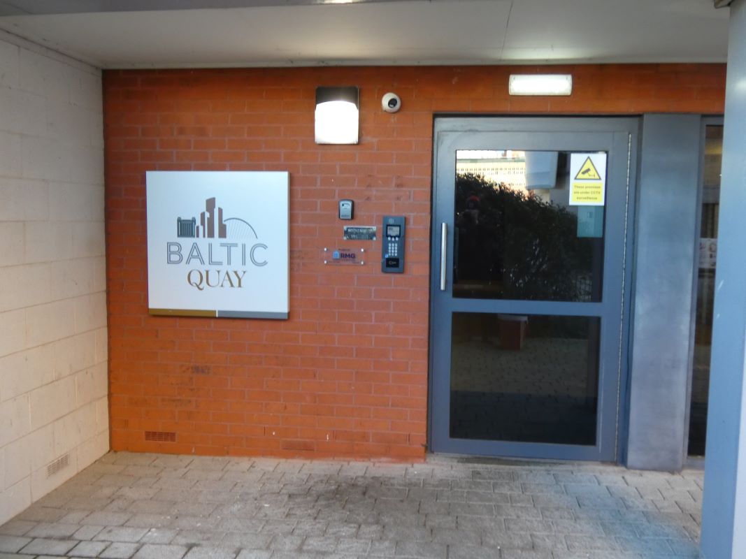 Property for Auction in North East - 195 Baltic Quay, 195 Baltic Quay Mill Road, Gateshead, Tyne And Wear, NE8 3QZ