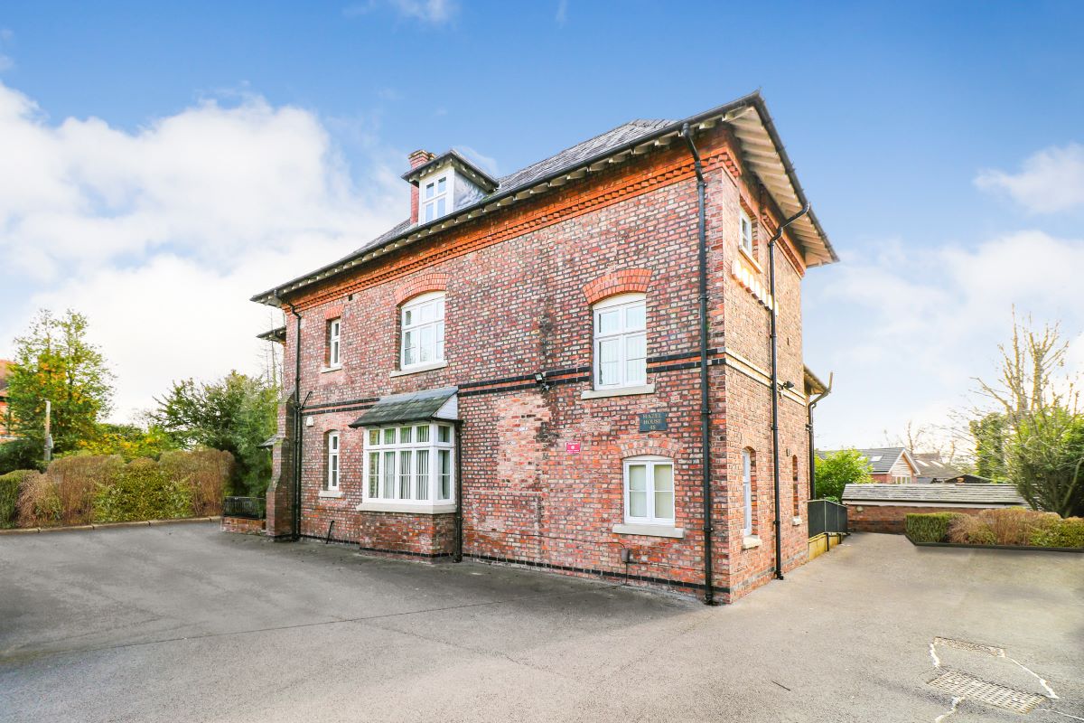 Property for Auction in South Yorkshire - Flat 2 48 Swann Lane, Cheadle, Cheshire, SK8 7HR
