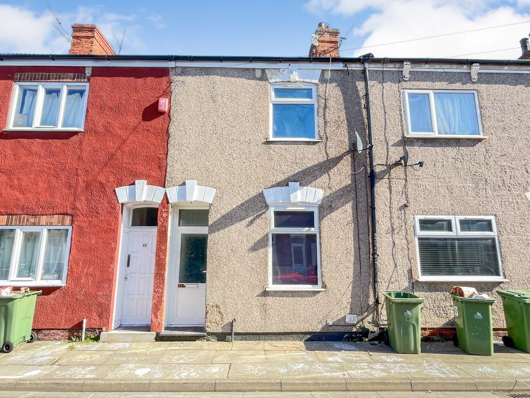 Property for Auction in Lincolnshire - 51 Duke Street, Grimsby, South Humberside, DN32 7RT
