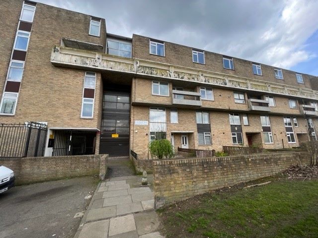 Property for Auction in North East - 138 Waterloo Walk, Washington, Tyne And Wear, NE37 3EL