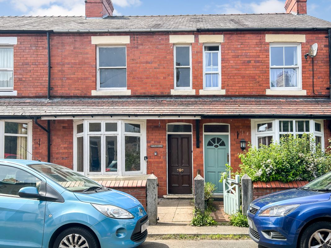 Property for Auction in South Yorkshire - 19 Highfield Hawarden, Deeside, Clwyd, CH5 3LR
