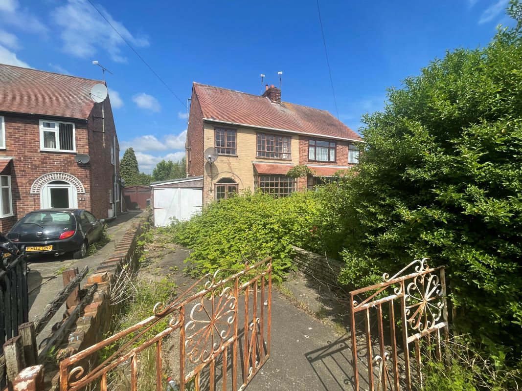 Property for Auction in Nottinghamshire & Derby - 24 Joan Avenue, Heanor, Derbyshire, DE75 7PL