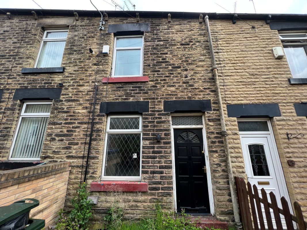 Property for Auction in South Yorkshire - 3 Thomas Street Darfield, Barnsley, South Yorkshire, S73 9NG