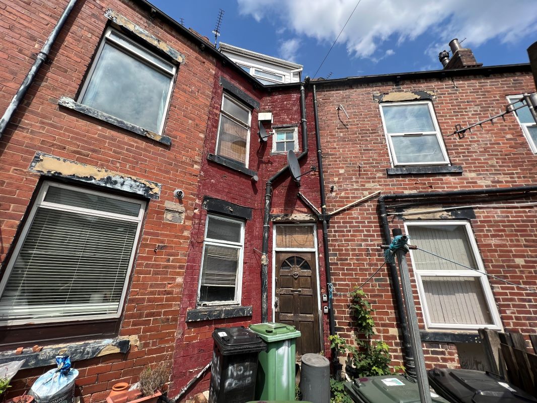 Property for Auction in South Yorkshire - 65A Whingate, Leeds, West Yorkshire, LS12 3EJ