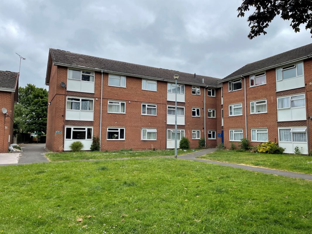 Property for Auction in Nottinghamshire & Derby - 7 Shobnall Close, Burton-On-Trent, Staffordshire, DE14 2HU