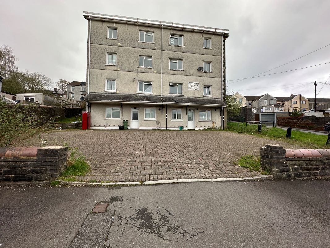 Property for Auction in Wales - Lower Ground Floor, Lower Ground Floor 1 Cwrt Noddfa, Aberdare, Mid Glamorgan, CF44 6DJ