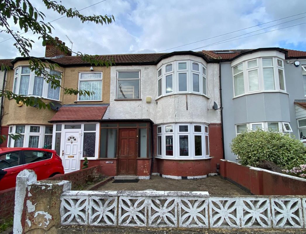 Property for Auction in London - 31 Morley Avenue, London, N18 2QU