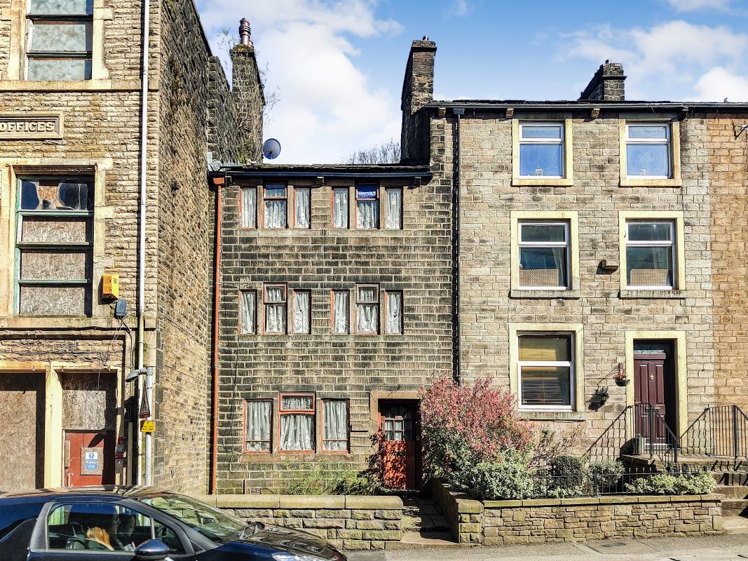 16 Rochdale Road, Bacup, Lancashire