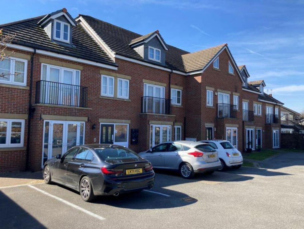 Property for Auction in North West - Apartment 10, Apartment 10 Kenyons Place 100A, Liverpool, Merseyside, L31 2NA