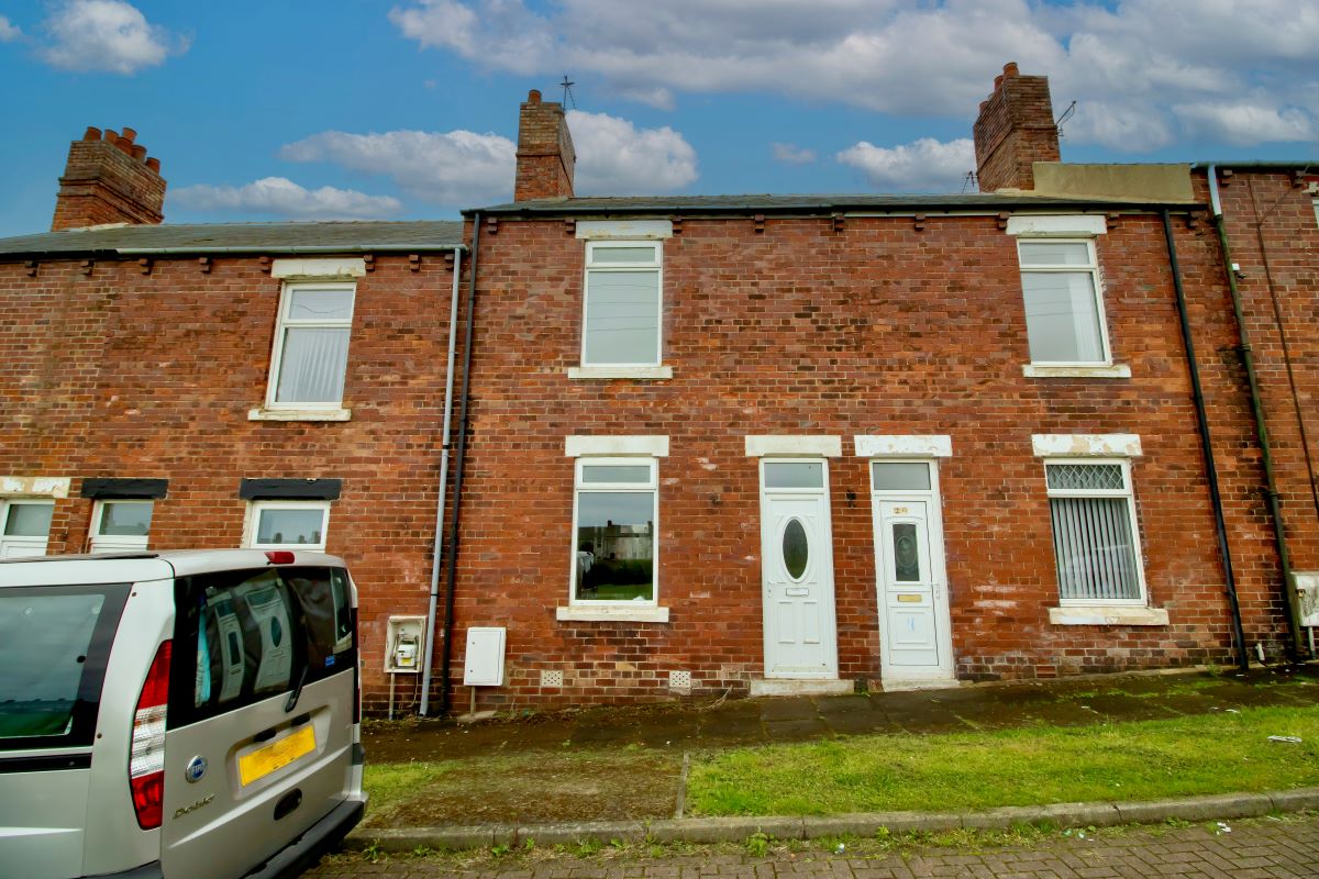 Property for Auction in Lincolnshire - 19 Baldwin Street, Easington Colliery, Peterlee, County Durham, SR8 3SJ