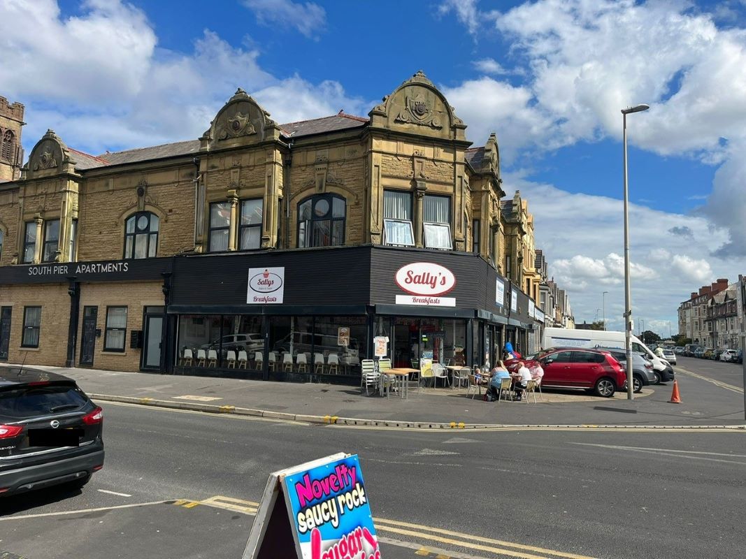 Property for Auction in Cheshire, Staffordshire & Shropshire - 92 - 100 Bond Street & 32-34ab Station Road, Blackpool, Lancashire, FY4 1EX