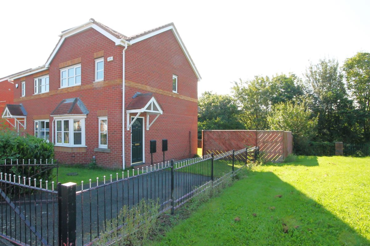 Property for Auction in North East - 47 Hive Close, Stockton-On-Tees, Cleveland, TS19 0FG