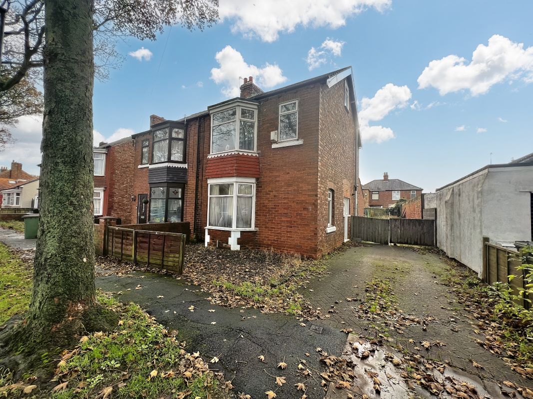 Property for Auction in South Yorkshire - 10 St. Johns Grove, Redcar, Cleveland, TS10 2DS