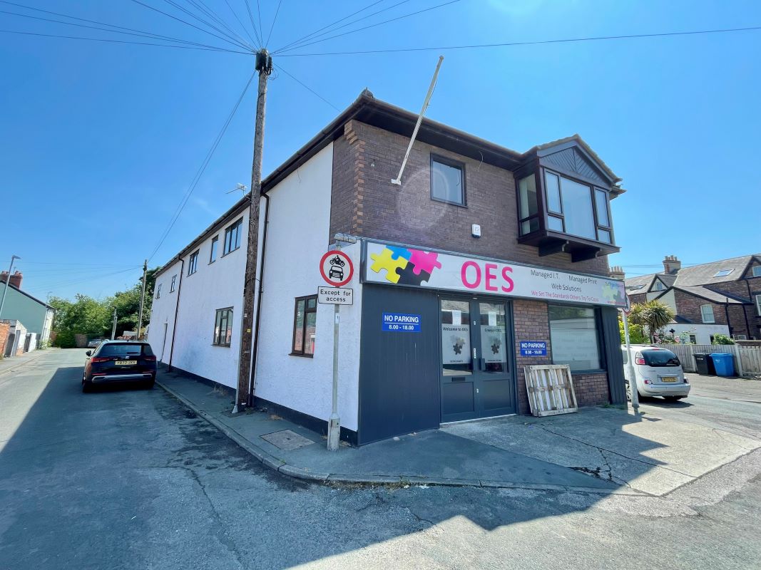 Property for Auction in Wales - Saffron House, Saffron House Pigot Road, Denbigh, Clwyd, LL16 3DG