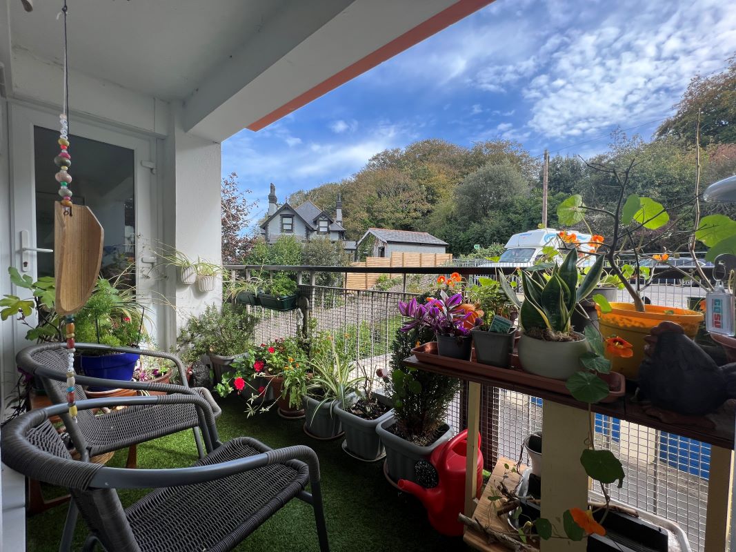 Property for Auction in South West - 36 Ridgeway Heights Ridgeway Road, Torquay, Devon, TQ1 2ND
