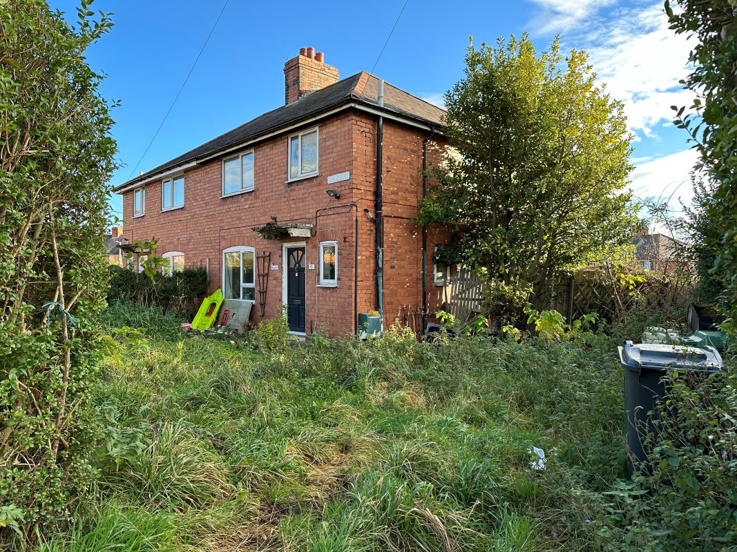 Property for Auction in Wales - 19 Bro Gwilym, Cefn Mawr, Wrexham, Clwyd, LL14 3PA
