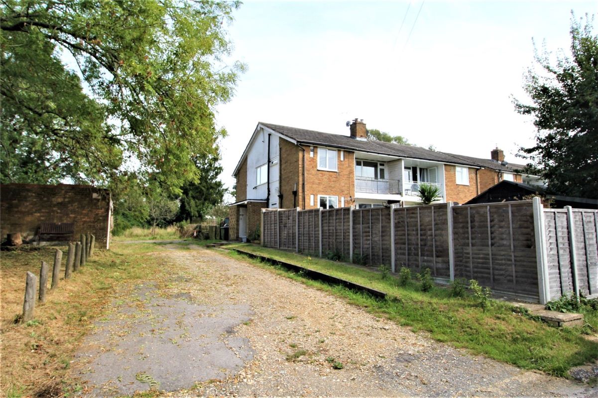 Property for Auction in North West - Merlin Court, 12 Merlin Court Merlin Road, Alton, Hampshire, GU34 5DD