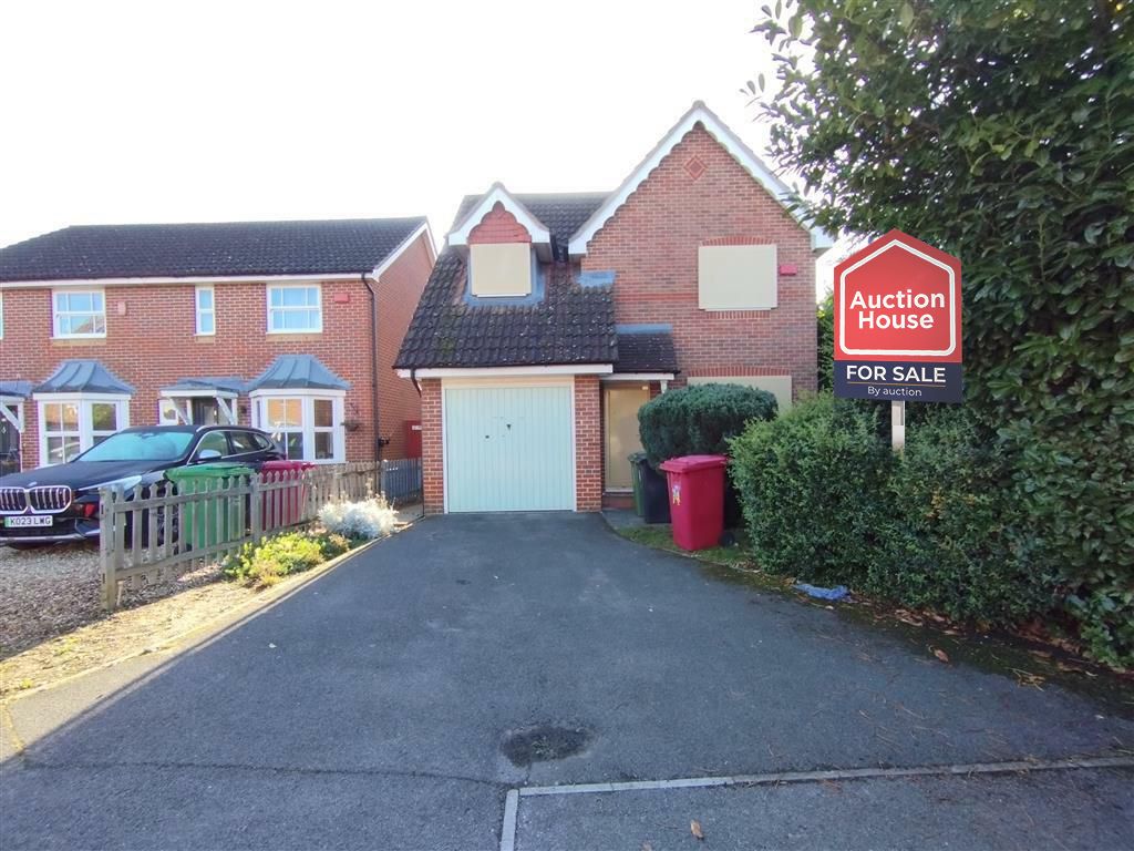Property for Auction in National - 74 Moor Furlong, Slough, Buckinghamshire, SL1 5UG