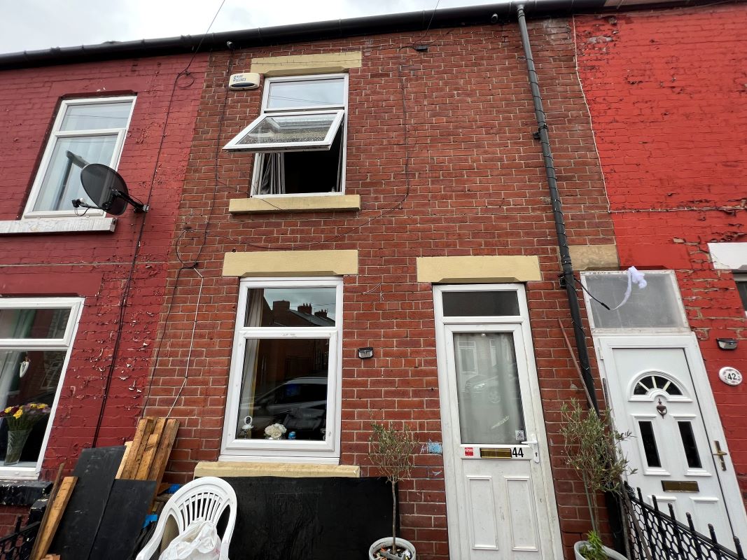 Property for Auction in South Yorkshire - 44 Co-Operative Street Goldthorpe, Rotherham, South Yorkshire, S63 9HN
