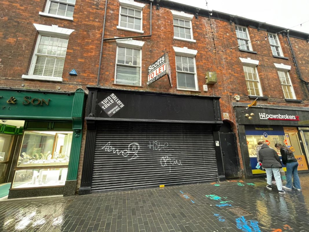 Property for Auction in Lincolnshire - 8 Victoria Street, Grimsby, South Humberside, DN31 1DP