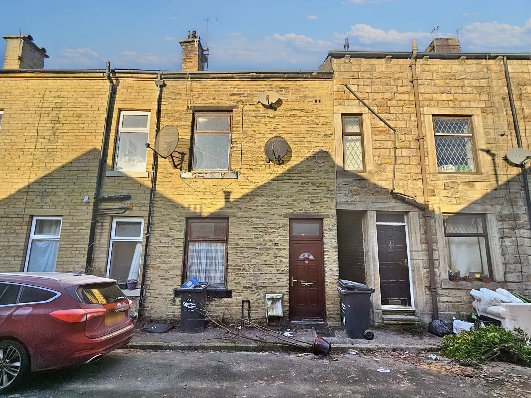 Property for Auction in Lincolnshire - 31 Eagle Street, Todmorden, Lancashire, OL14 5HQ