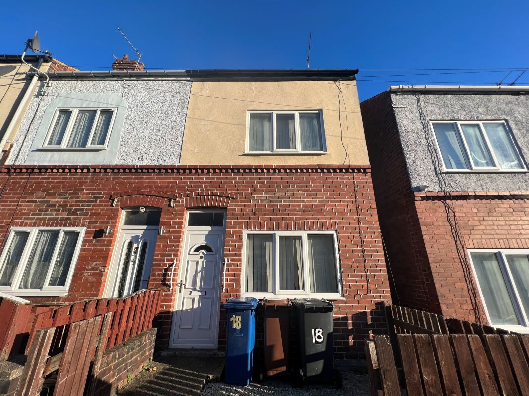 Property for Auction in South Yorkshire - 18 Poplar Avenue Goldthorpe, Rotherham, South Yorkshire, S63 9NN