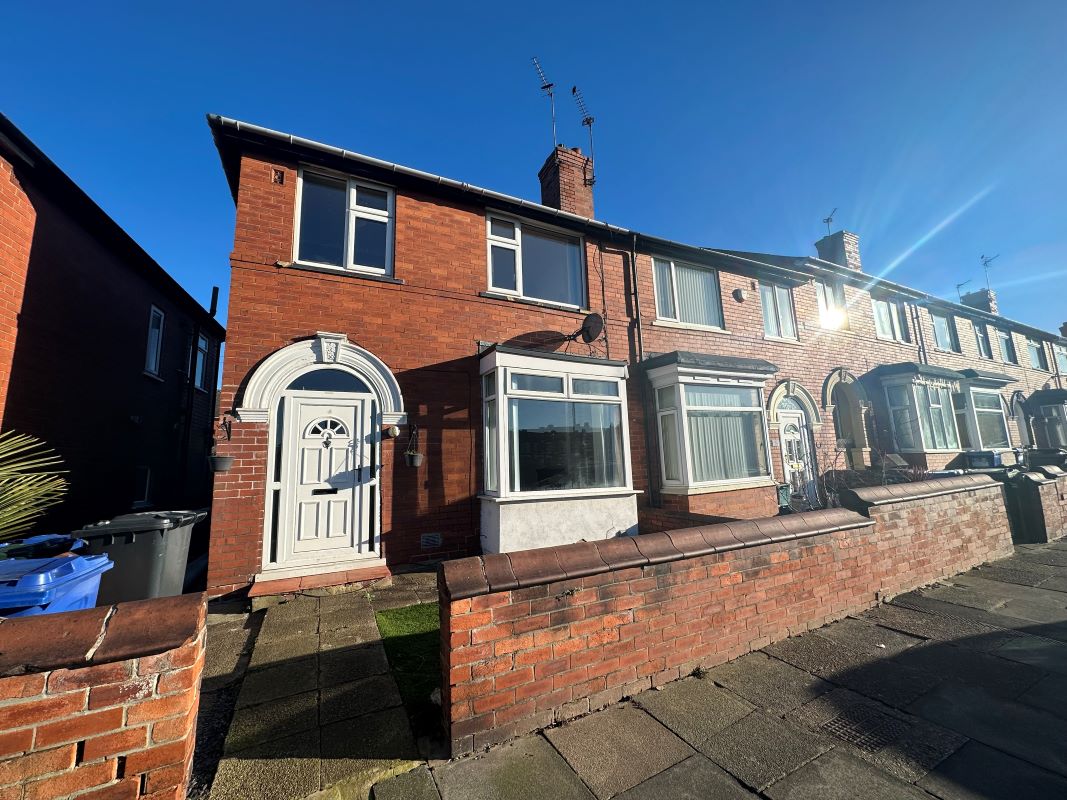 Property for Auction in South Yorkshire - 50 Victoria Road, Doncaster, South Yorkshire, DN4 0LZ