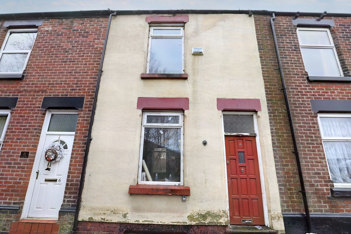 Property for Auction in Lincolnshire - 4 Helena Road, St. Helens, Merseyside, WA9 4JP