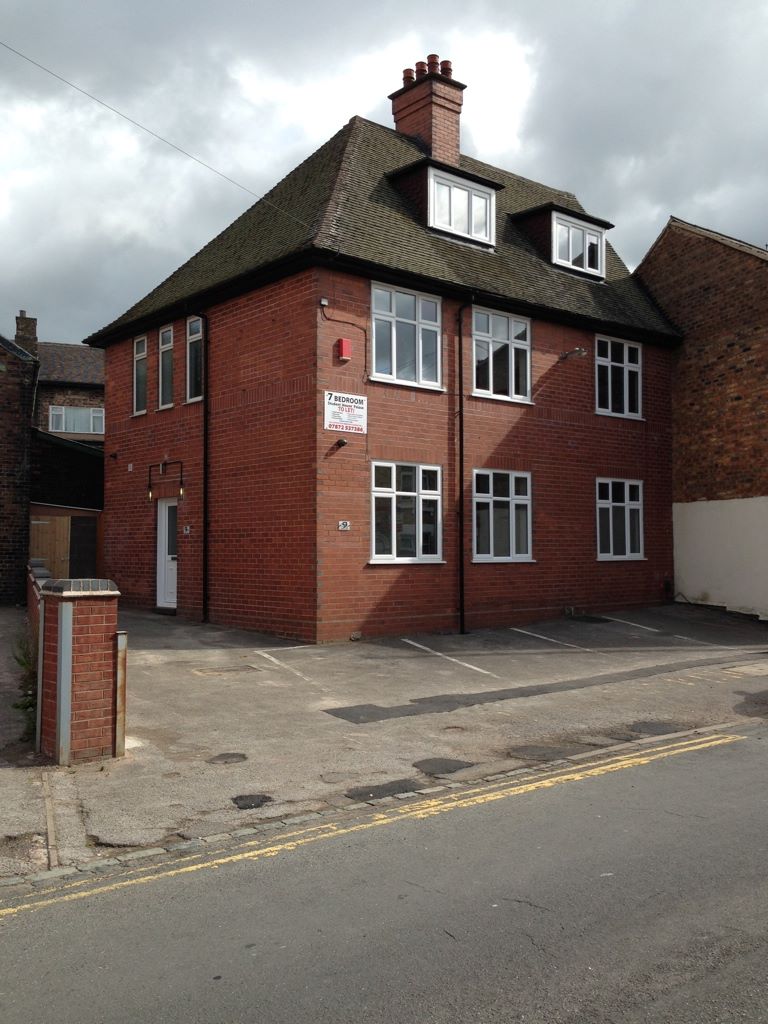 Property for Auction in Cheshire, Staffordshire & Shropshire - 9 Wellesley Street, Stoke-On-Trent, Staffordshire, ST1 4NF
