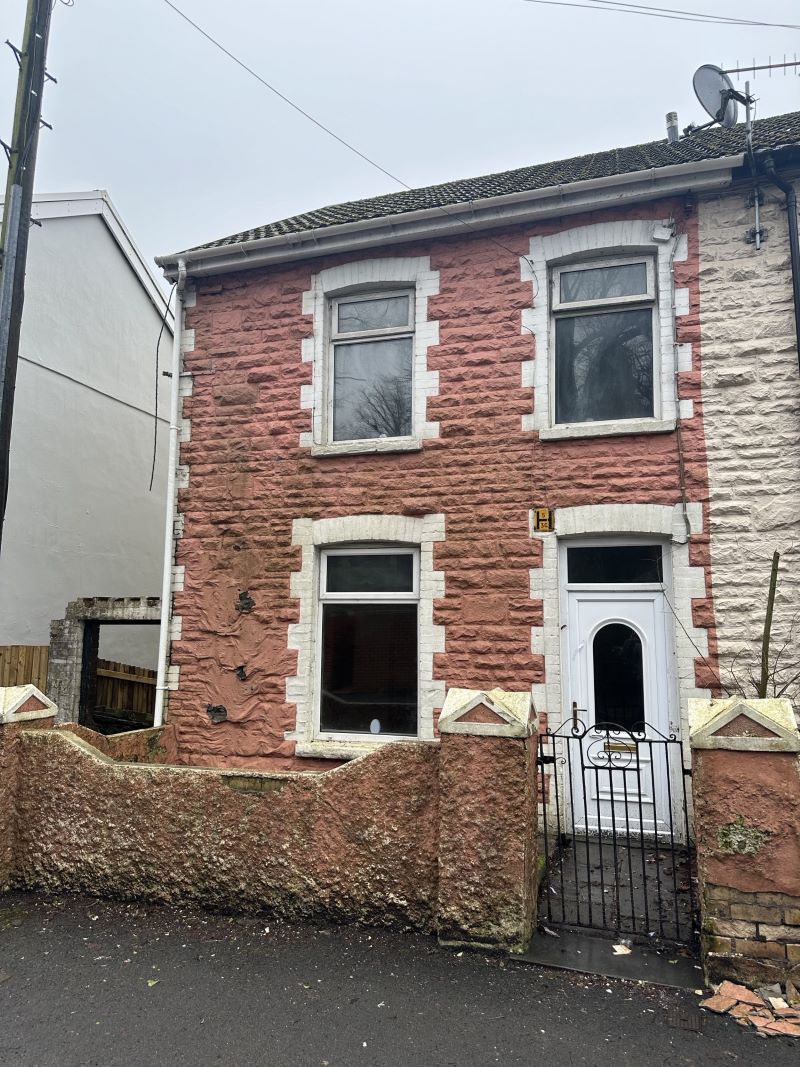 165 Brithweunydd Road, Tonypandy