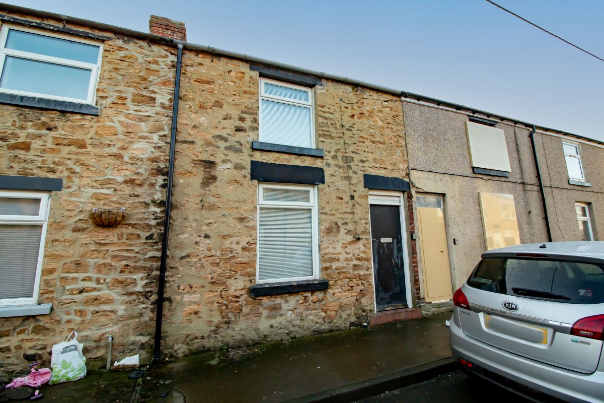 Property for Auction in Lincolnshire - 7 Chapel Street, Evenwood, Bishop Auckland, County Durham, DL14 9QY