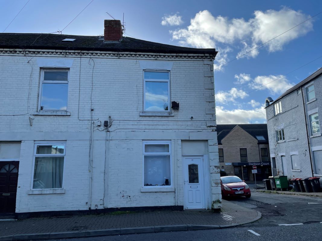 Property for Auction in Nottinghamshire & Derby - 77, 77a & 77b Annesley Road, Hucknall, Nottingham, Nottinghamshire, NG15 7DR