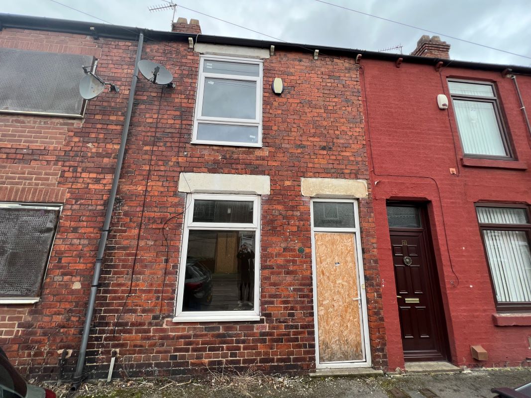 Property for Auction in South Yorkshire - 6 Elizabeth Street Goldthorpe, Rotherham, South Yorkshire, S63 9NA