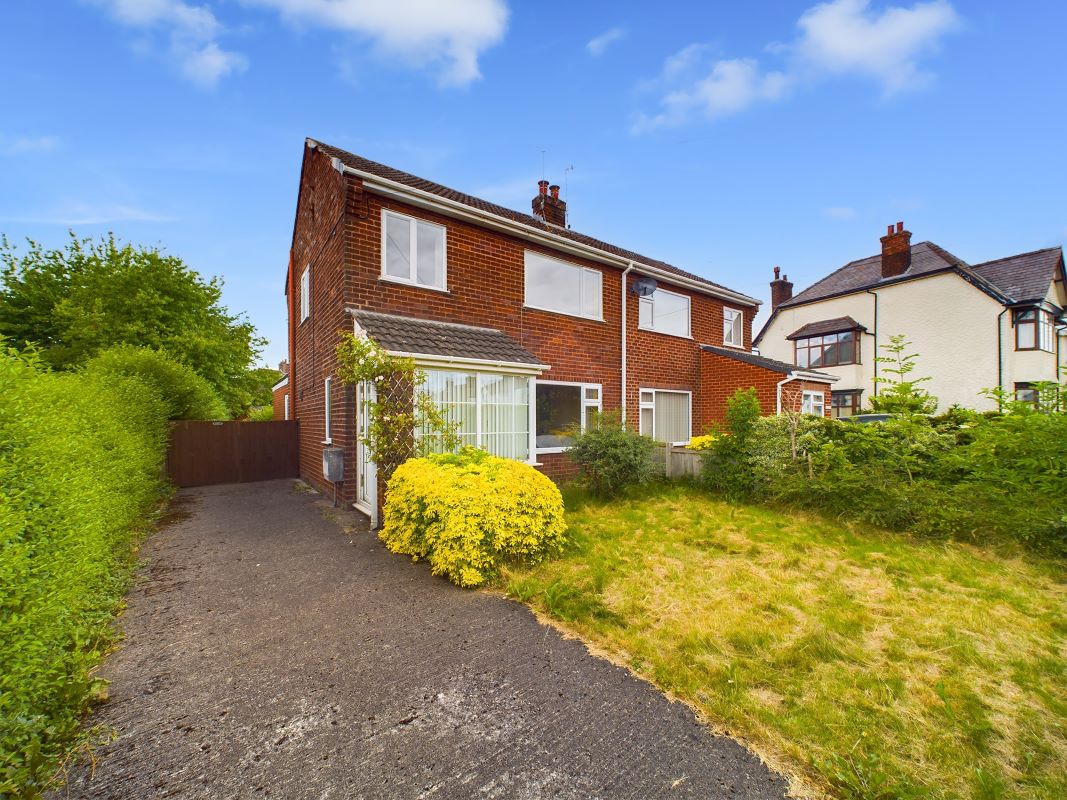 Property for Auction in Wales - Daronlea Bistre Avenue, Buckley, Clwyd, CH7 2JE