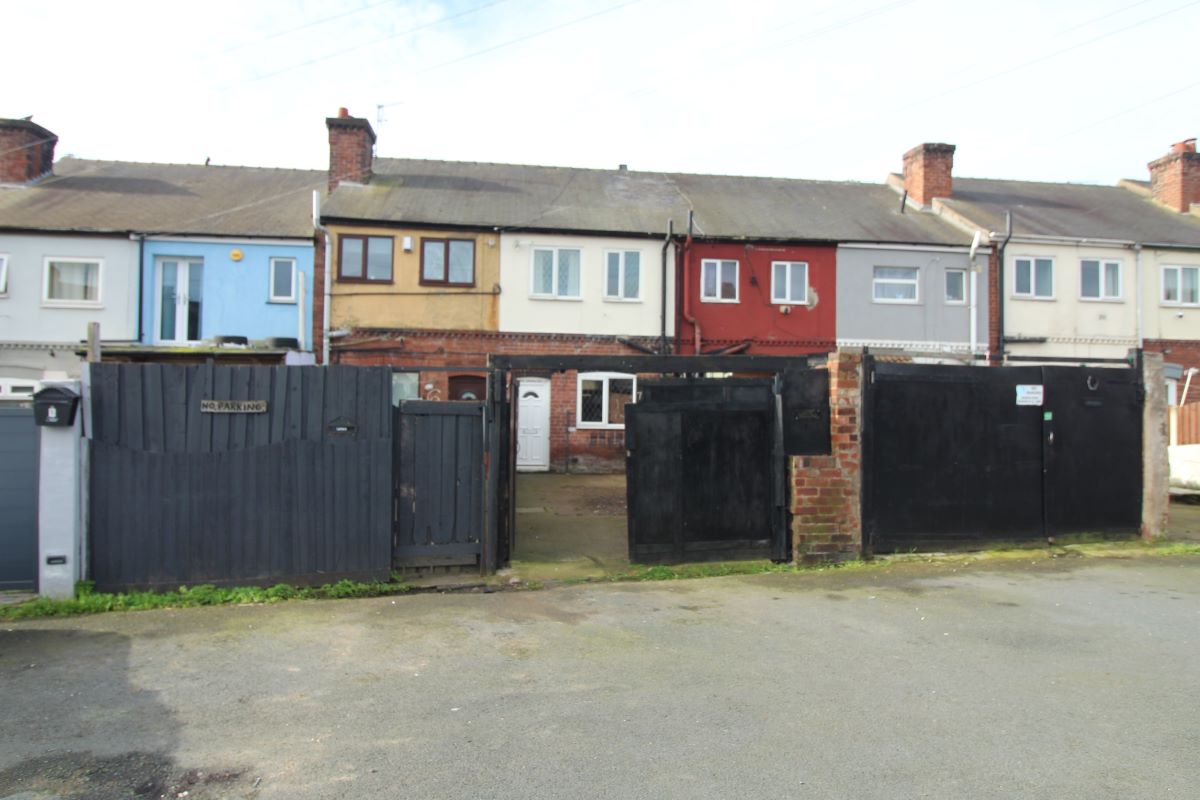 Property for Auction in South Yorkshire - 7 Railway View Goldthorpe, Rotherham, South Yorkshire, S63 9LN