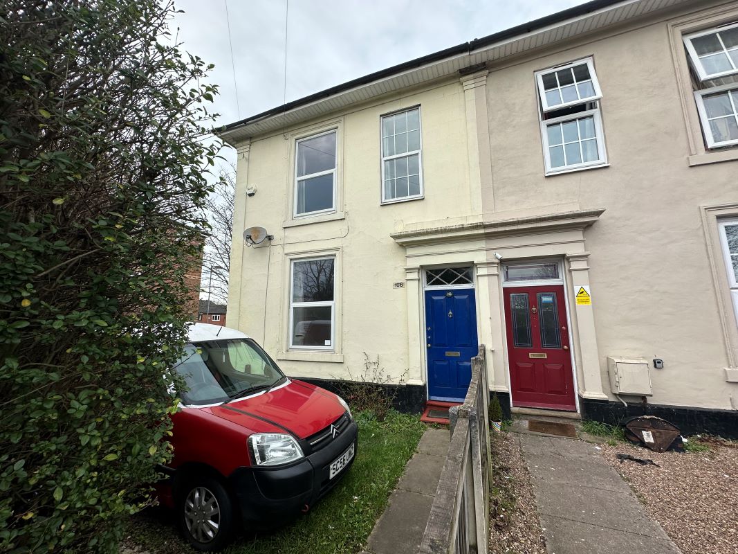 Property for Auction in Nottinghamshire & Derby - 166 Uttoxeter New Road, Derby, Derbyshire, DE22 3JB