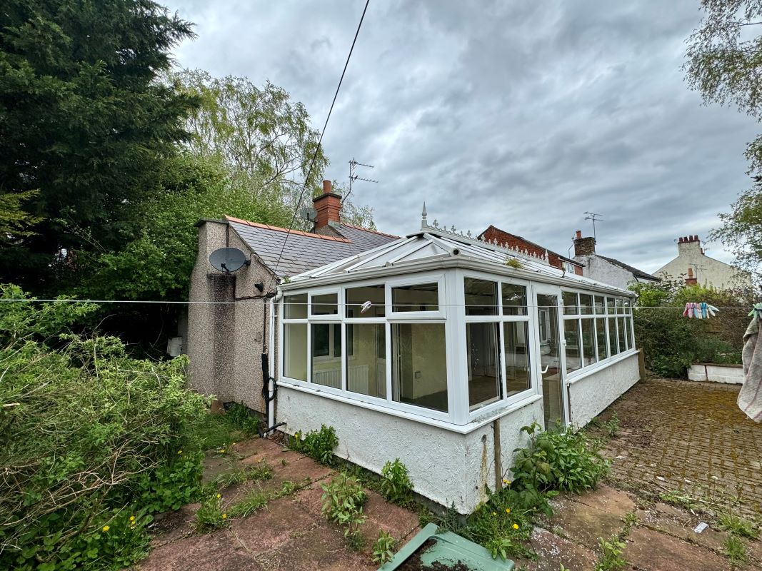 21 Brynydd Ponciau, Wrexham, Clwyd