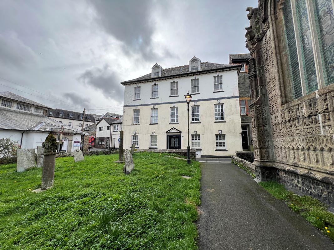 1 Church Stile Flats, Church Stile, Launceston, Cornwall