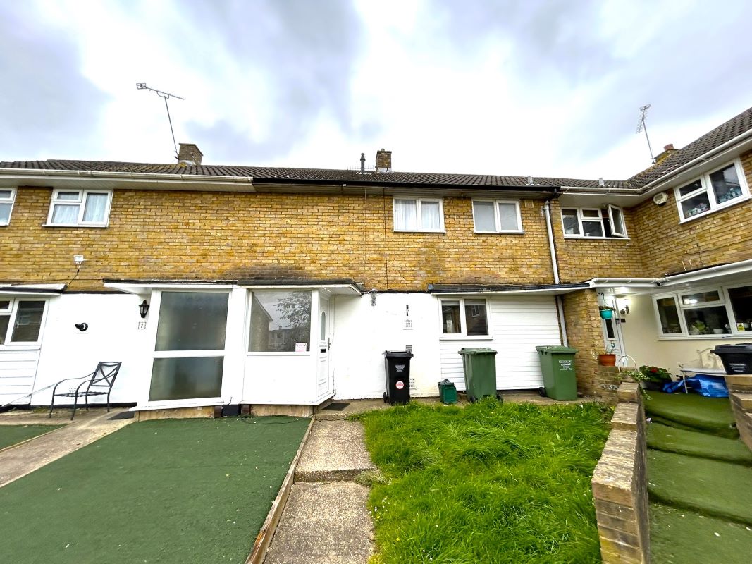 Property for Auction in National - 3 Beatty Lane, Basildon, Essex, SS14 1QH