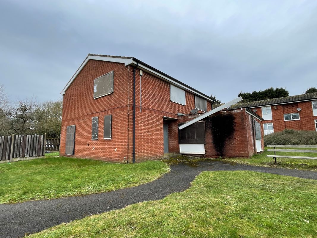 Property for Auction in Nottinghamshire & Derby - Community Centre and Flat Above Newark Close, Mansfield, Nottinghamshire, NG18 4NX