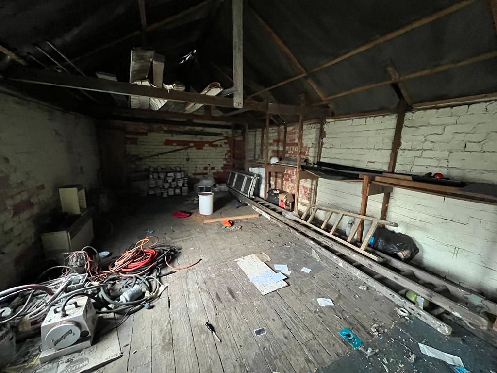 Property for Auction in Lincolnshire - Workshop off Melrose Road, Gainsborough, Lincolnshire, DN21 2SD